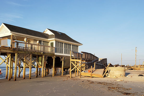 Many coastal homes are unprotected from hurricanes and homeowners have no intention of retrofitting, study finds